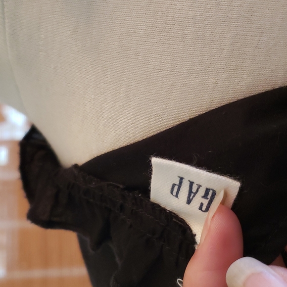 Gap Black & White Embroidered 3/4 Bell Sleeve Top Size Medium - Picture 9 of 12